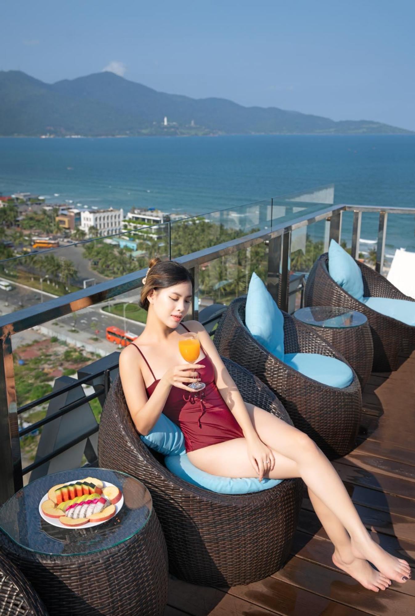 Kova Diamond Hotel Da Nang Exterior photo